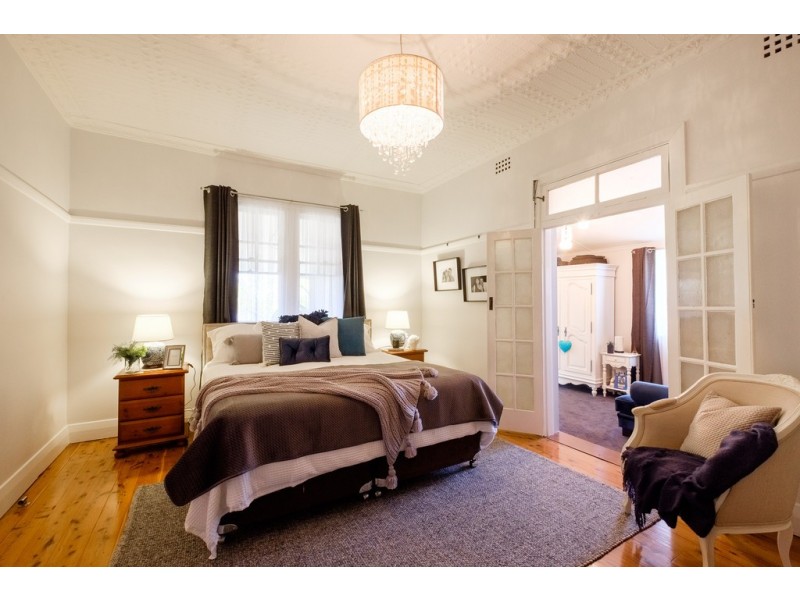 176 Carthage Street, Tamworth NSW 2340