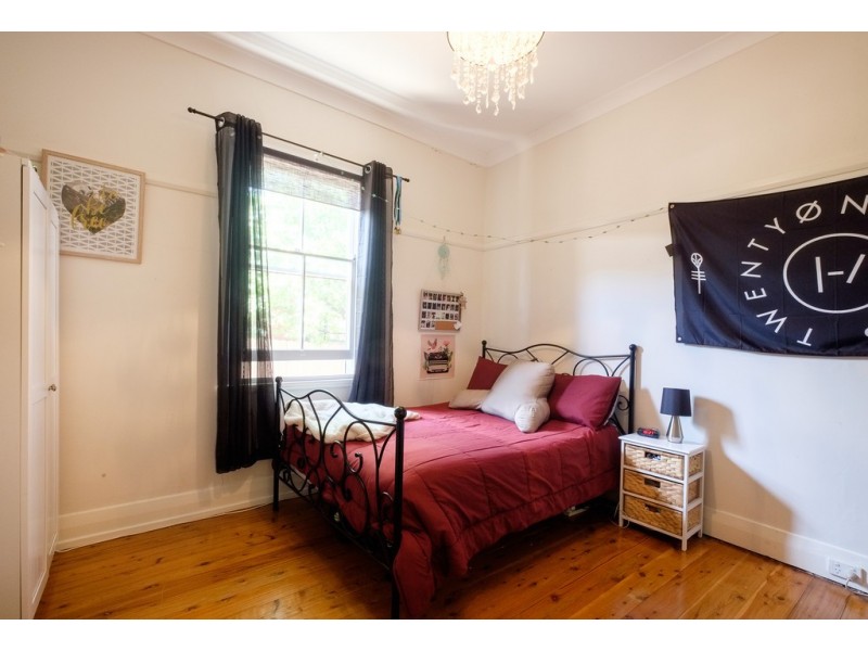 176 Carthage Street, Tamworth NSW 2340