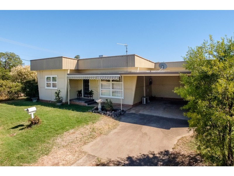 7 Elm Street, Tamworth NSW 2340