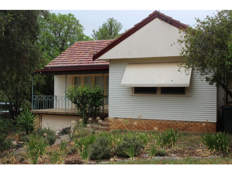 25A Rawson Ave, Tamworth NSW 2340