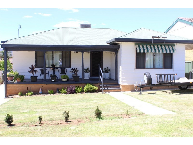 6 Ridge Street, Tamworth NSW 2340