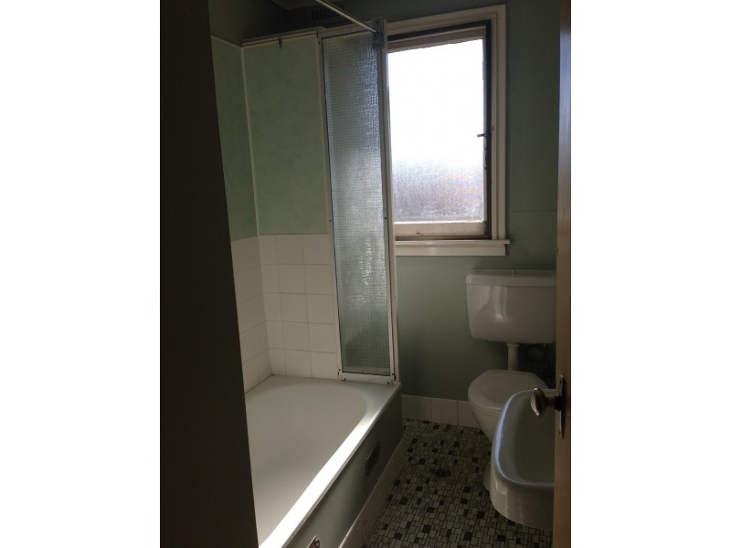 11 Green Street, Tamworth NSW 2340