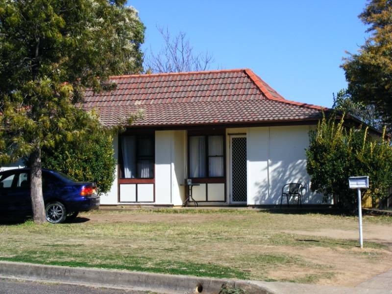 4 Sue Crescent, Tamworth NSW 2340