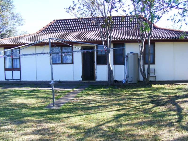 4 Sue Crescent, Tamworth NSW 2340