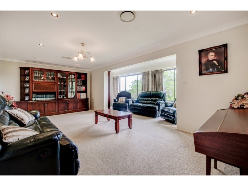 21 ROSEDALE AVENUE, Tamworth NSW 2340