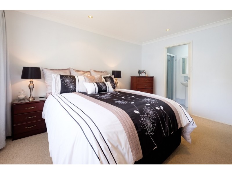 21 ROSEDALE AVENUE, Tamworth NSW 2340