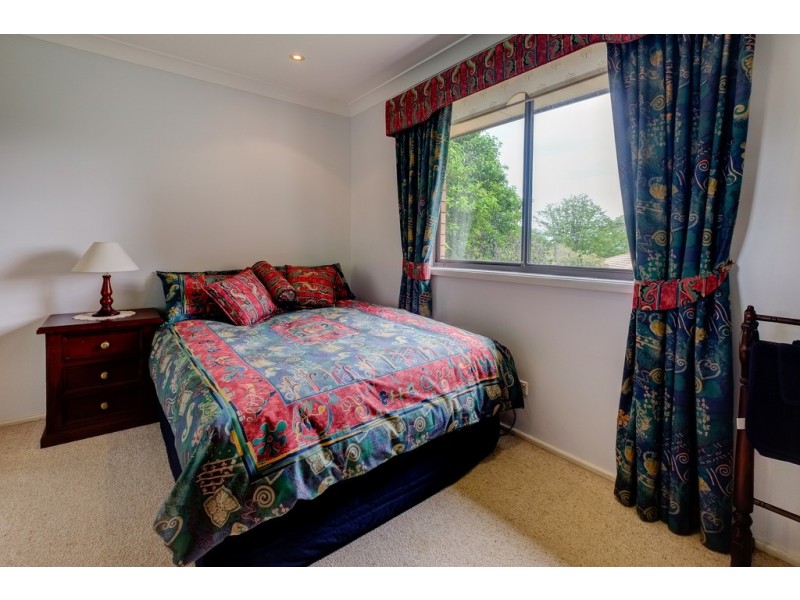 21 ROSEDALE AVENUE, Tamworth NSW 2340