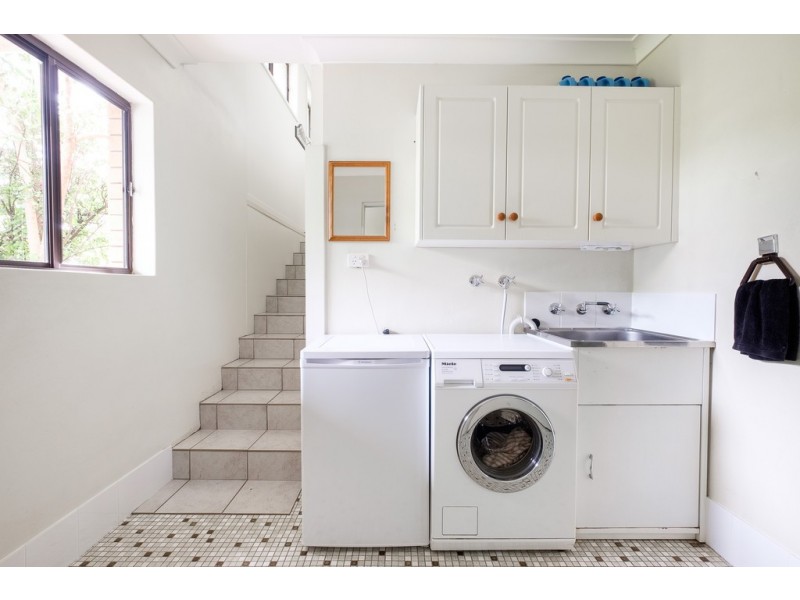 21 ROSEDALE AVENUE, Tamworth NSW 2340