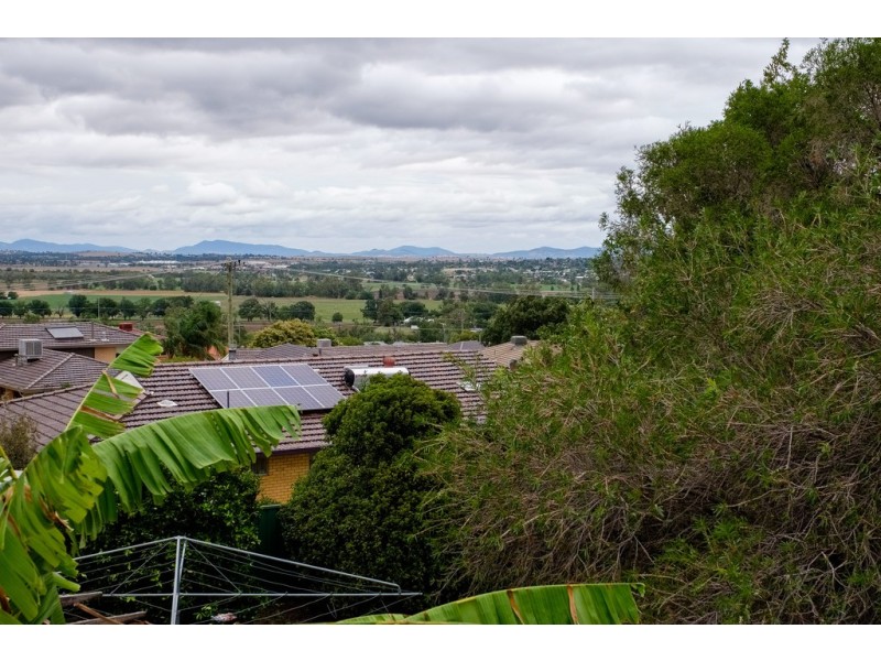 21 ROSEDALE AVENUE, Tamworth NSW 2340