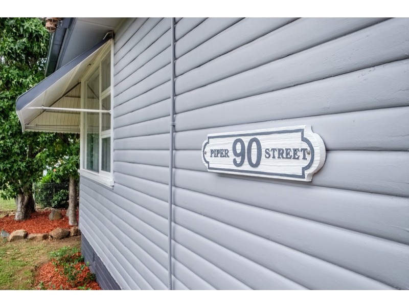 90 Piper street, Tamworth NSW 2340