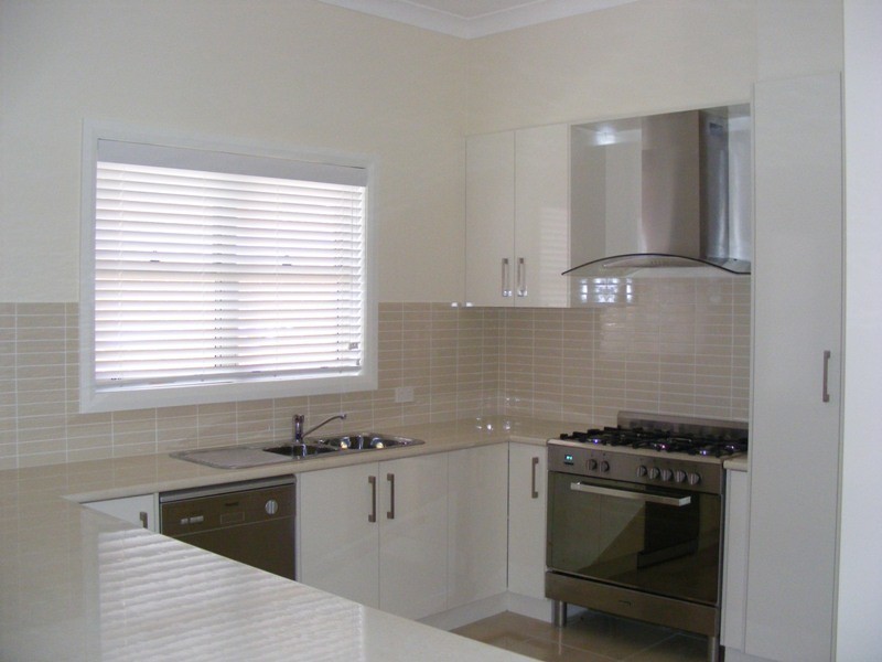 37 The Heights, Tamworth NSW 2340