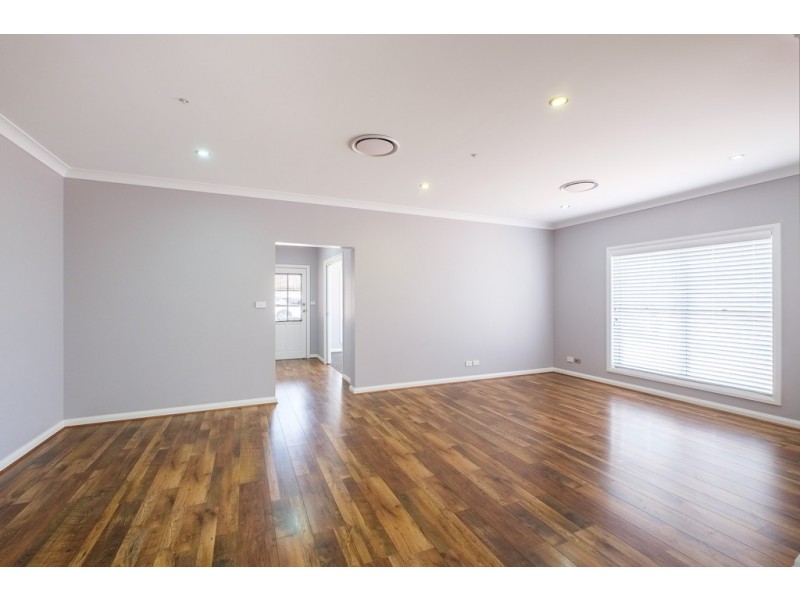 2 Bentwing Place, Tamworth NSW 2340