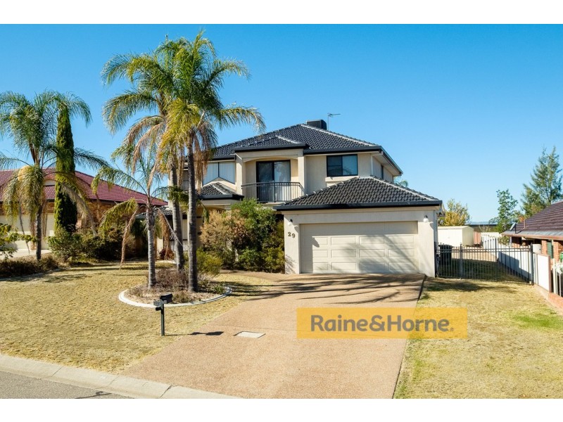 29 Caloola Street, Tamworth NSW 2340
