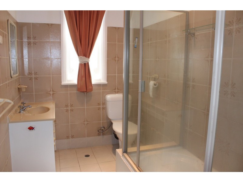 120 Crown Street, Tamworth NSW 2340