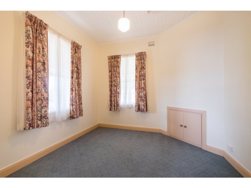 97 Crown Street, Tamworth NSW 2340