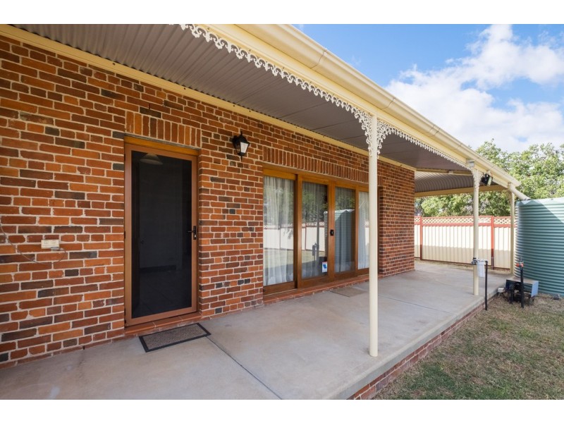 97 Crown Street, Tamworth NSW 2340