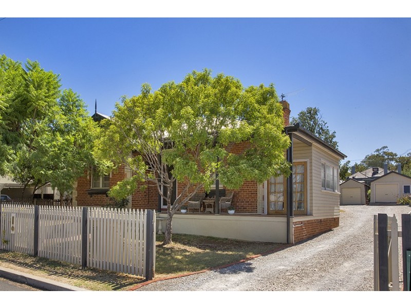 50 Rawson Ave, Tamworth NSW 2340