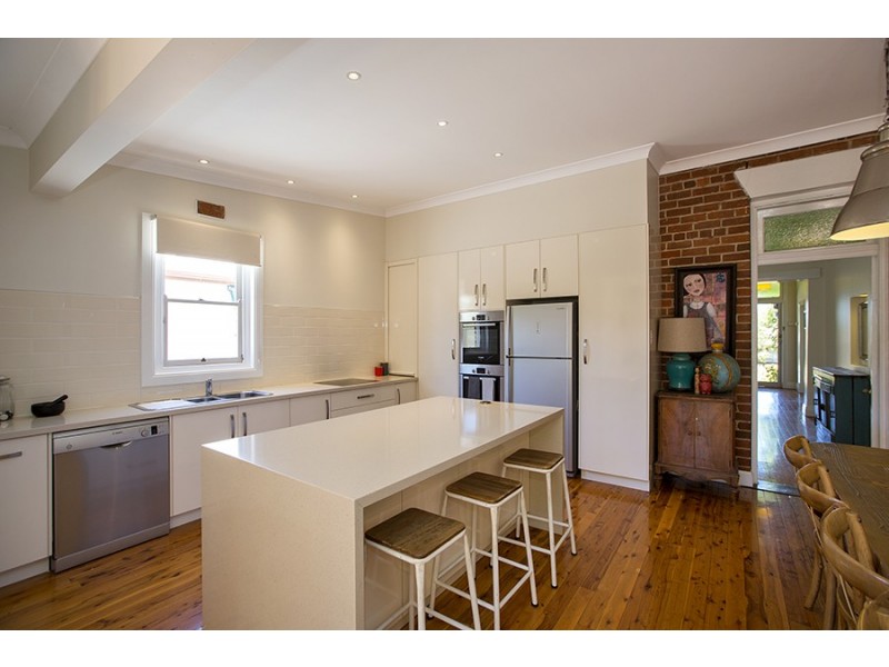 50 Rawson Ave, Tamworth NSW 2340