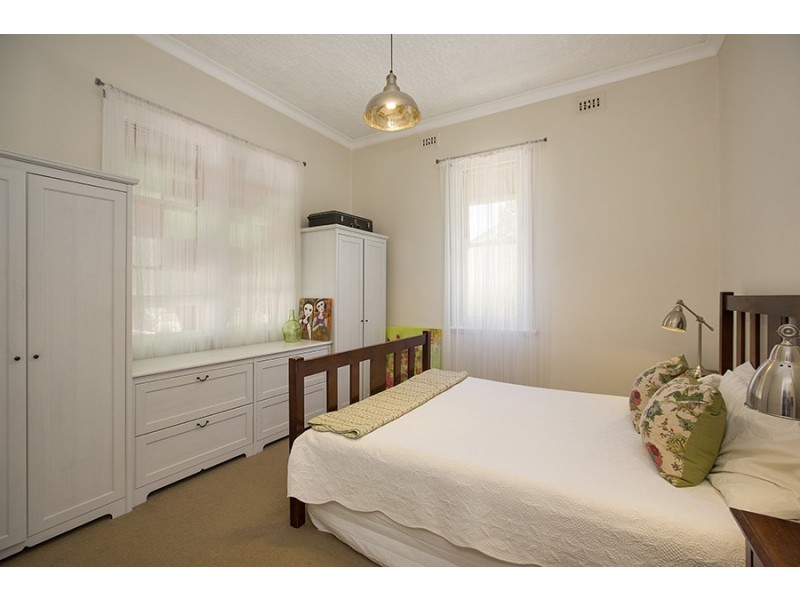 50 Rawson Ave, Tamworth NSW 2340