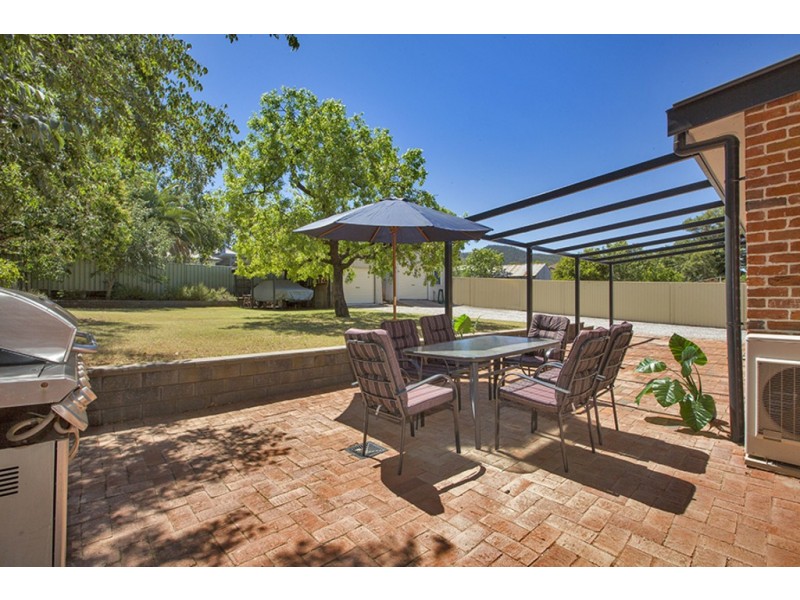 50 Rawson Ave, Tamworth NSW 2340