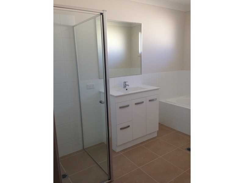 8 Lambert Street, Tamworth NSW 2340