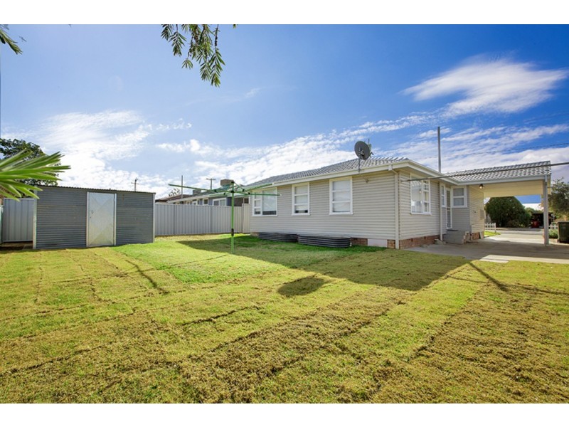 6 Larool street, Tamworth NSW 2340