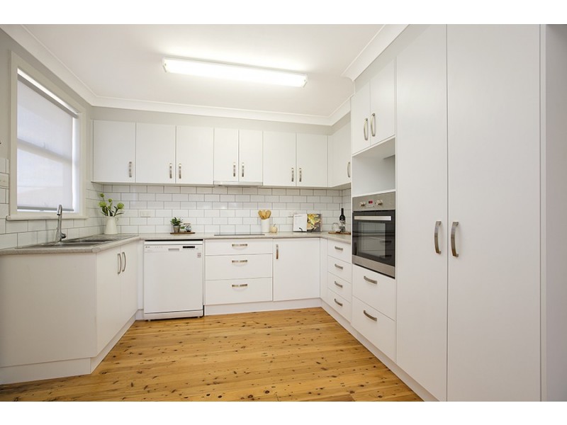 6 Larool street, Tamworth NSW 2340