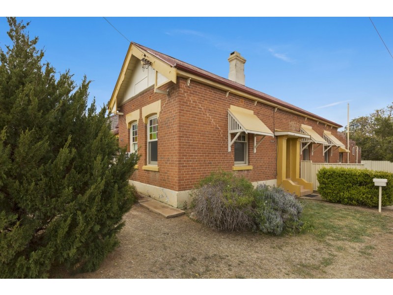 Unit 1 and 2 133 Brisbane street, Tamworth NSW 2340