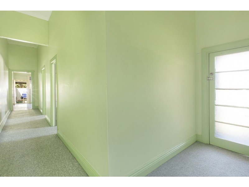 Unit 1 and 2 133 Brisbane street, Tamworth NSW 2340