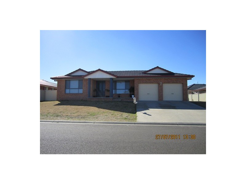6 Merinee Place, Tamworth NSW 2340