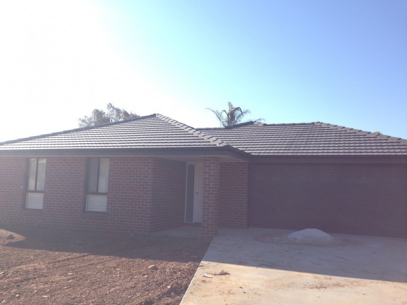 5 Kenny Drive, Tamworth NSW 2340