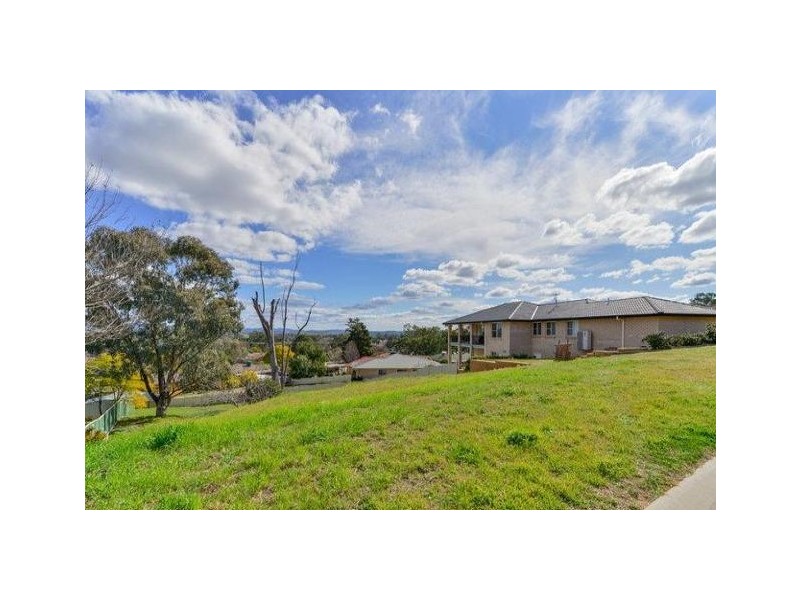 27 Woodbry Cres, Oxley Vale NSW 2340