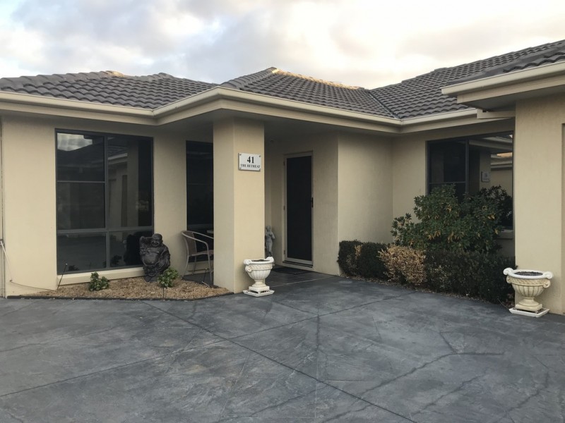 41 The Retreat, Tamworth NSW 2340