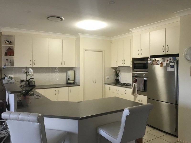 41 The Retreat, Tamworth NSW 2340