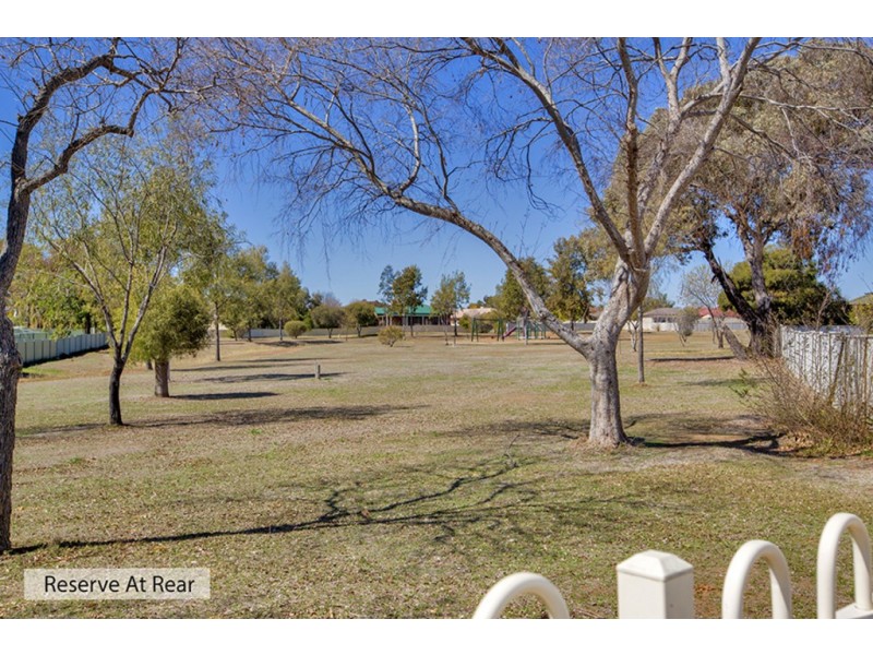 9 Wayamba Close, Tamworth NSW 2340