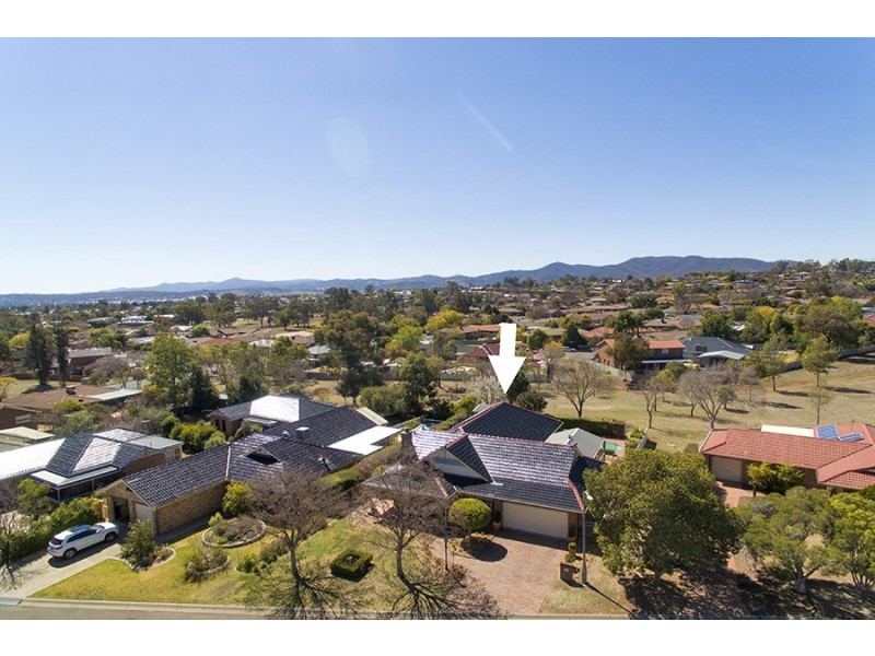 9 Wayamba Close, Tamworth NSW 2340