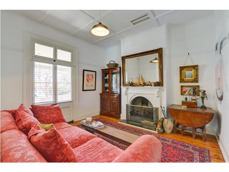 102 Brisbane street, East Tamworth NSW 2340