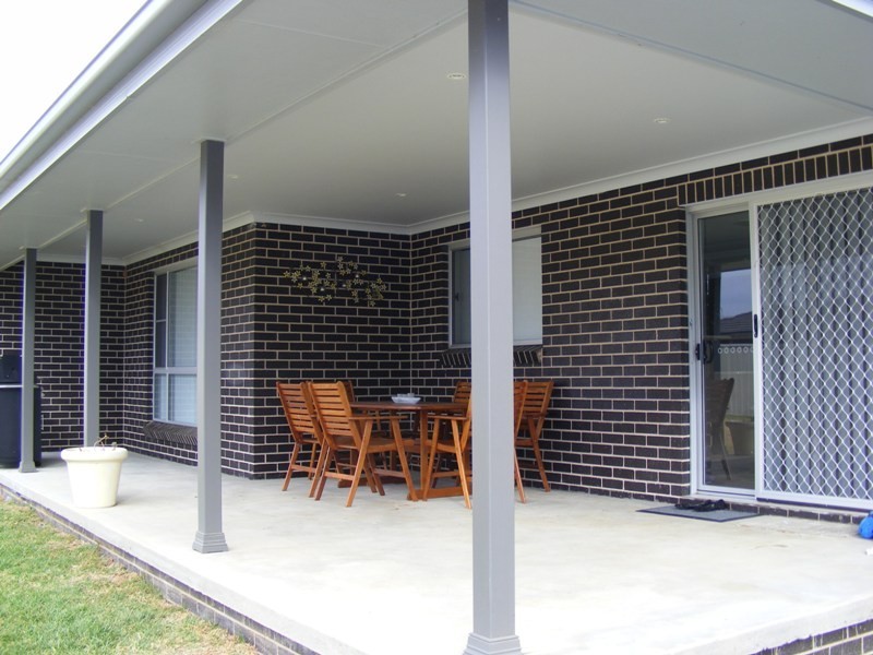 24 Hibiscus Way, Tamworth NSW 2340