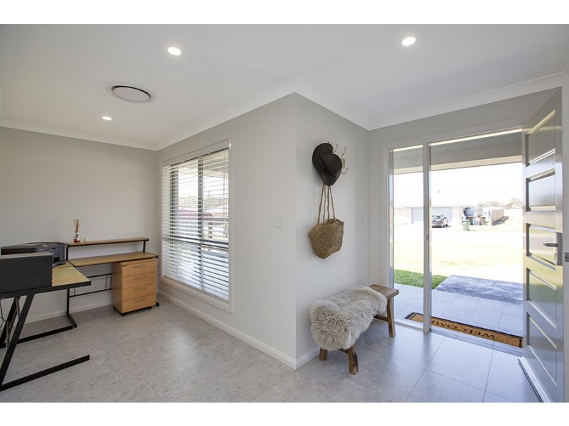 4 Charolais Drive, Tamworth NSW 2340