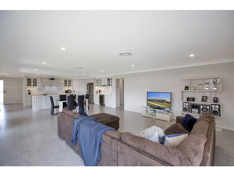 4 Charolais Drive, Tamworth NSW 2340