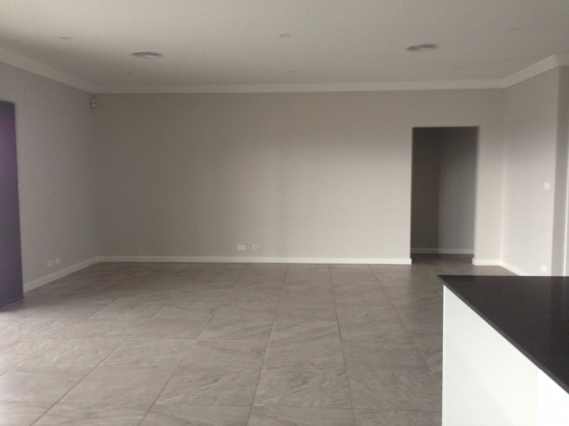 8 Wollemi Close, Tamworth NSW 2340