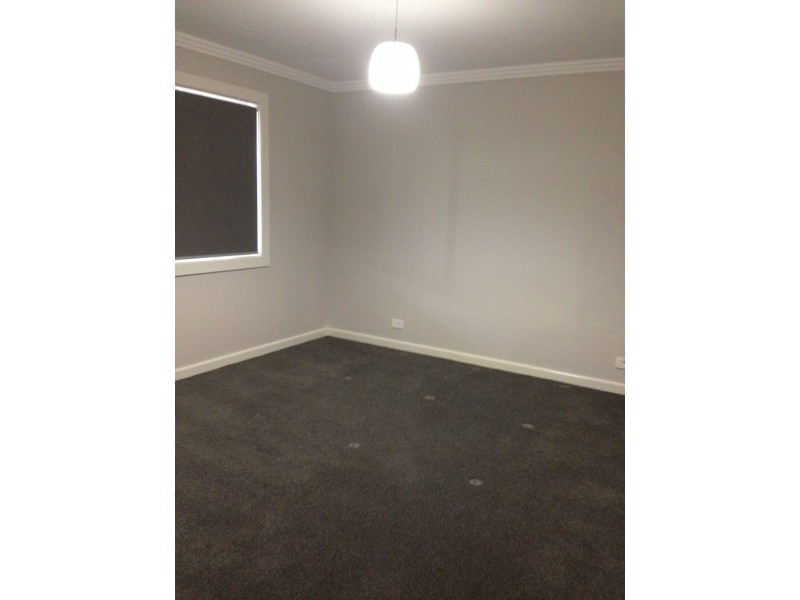 8 Wollemi Close, Tamworth NSW 2340