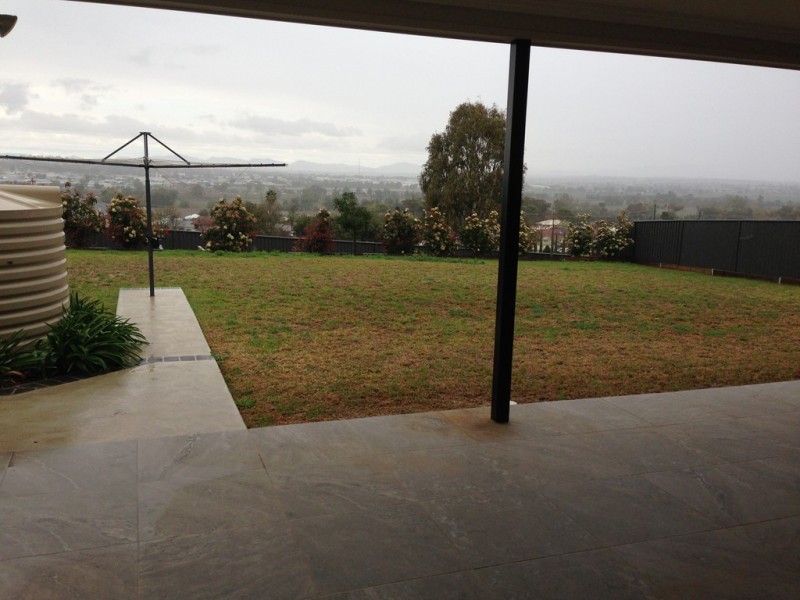 8 Wollemi Close, Tamworth NSW 2340