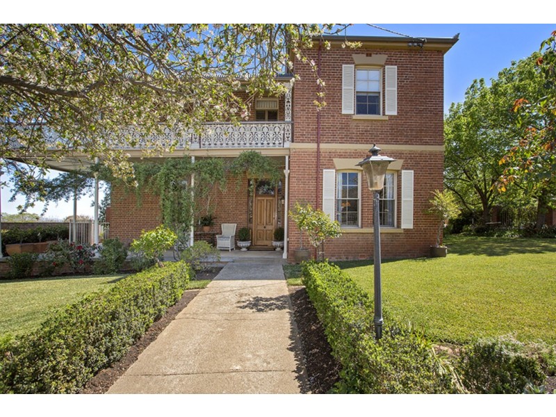 “Kimeree” White Street, East Tamworth NSW 2340