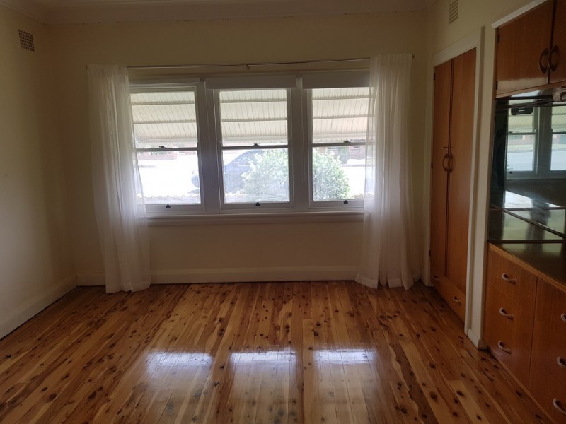 4 King Street, Tamworth NSW 2340