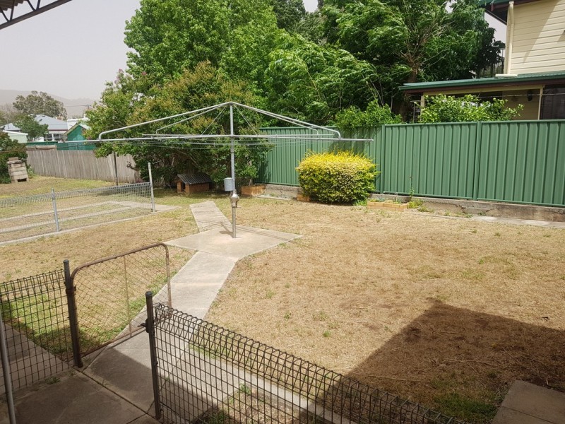 4 King Street, Tamworth NSW 2340