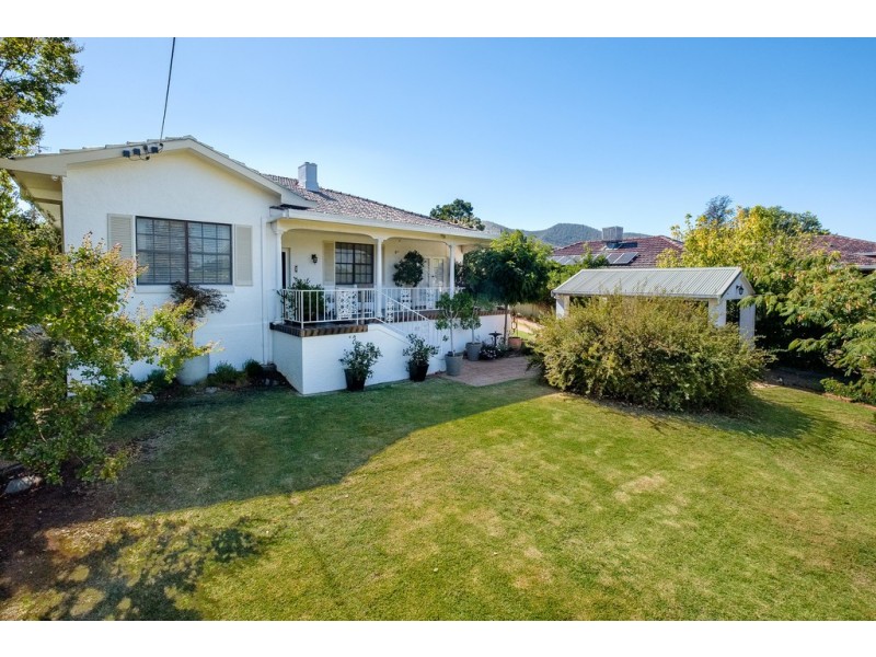 76 Carthage Street, Tamworth NSW 2340