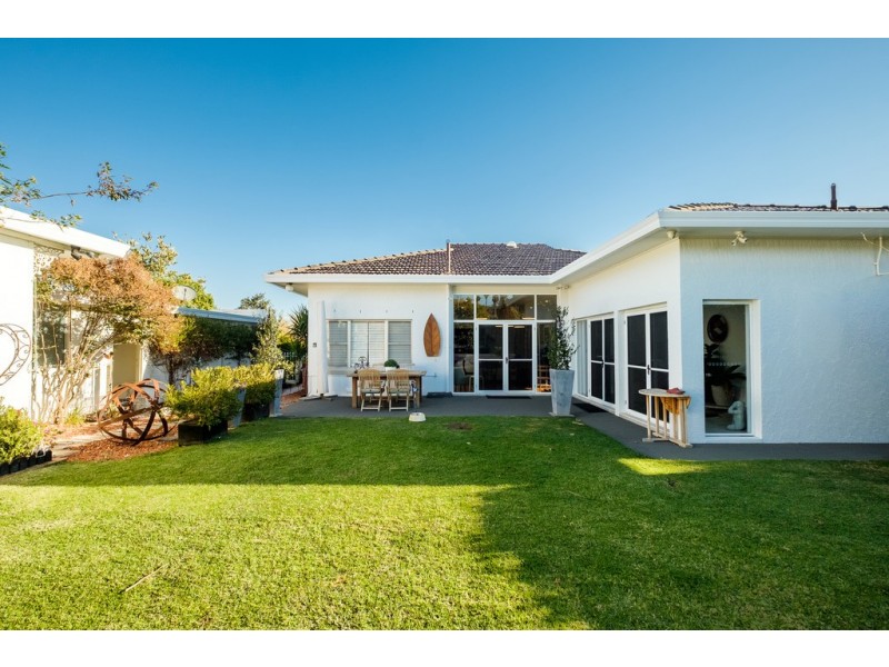 76 Carthage Street, Tamworth NSW 2340