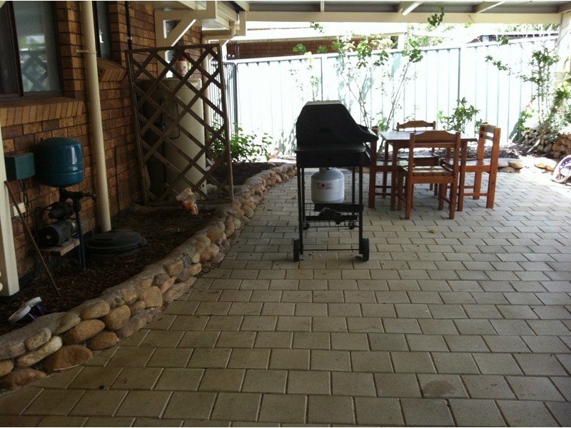 9 Pine Street, Kootingal NSW 2352