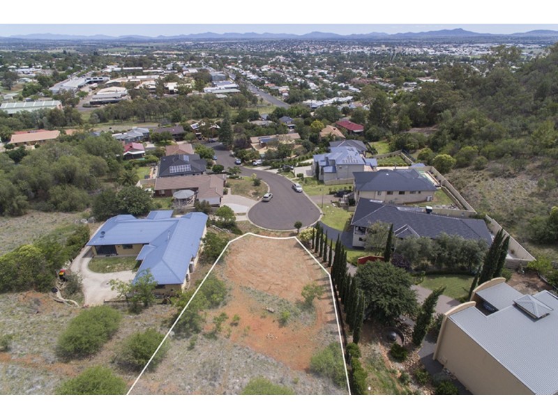 9 Erol Place, Tamworth NSW 2340